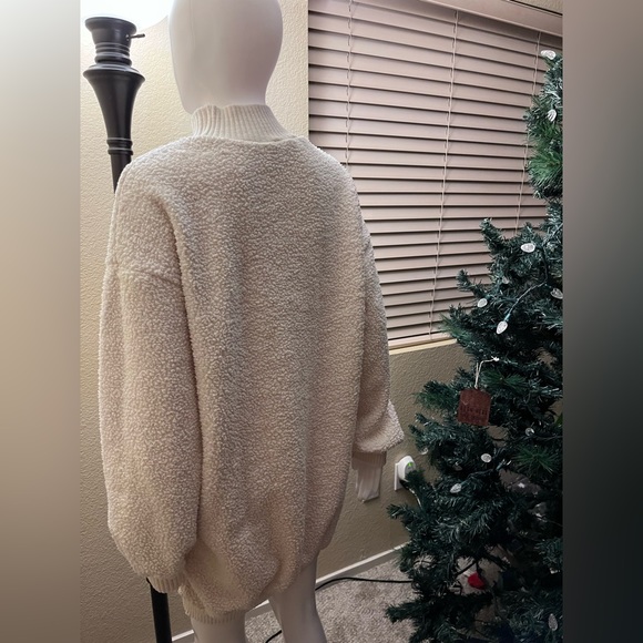 SHEIN mushroom 🍄 patch fleece long sleeve mini dress size M - Picture 2 of 7